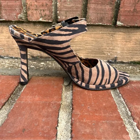 Y2K Via Spiga Tan &amp; Black Zebra Print Strappy Backless Heeled Sandals Size 8.5