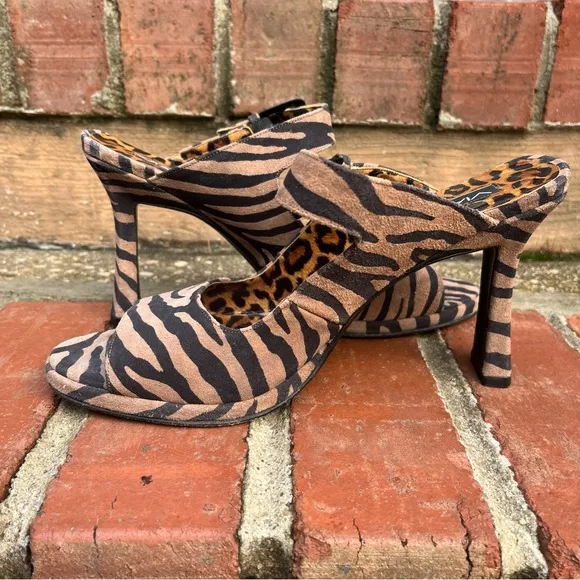 Y2K Via Spiga Tan &amp; Black Zebra Print Strappy Backless Heeled Sandals Size 8.5