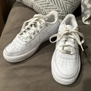 Youth Air Force 1