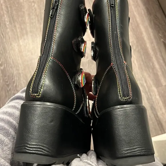 YRU Karma Rainbow Platform Black Vegan Boots Size 8