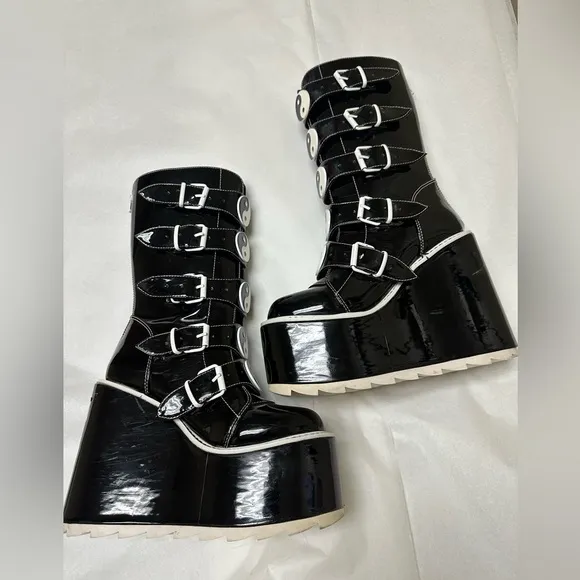YRU Women's Black and White Boots🖤