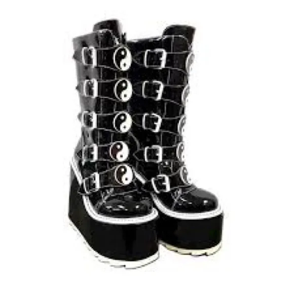 YRU Women's Black and White Boots🖤