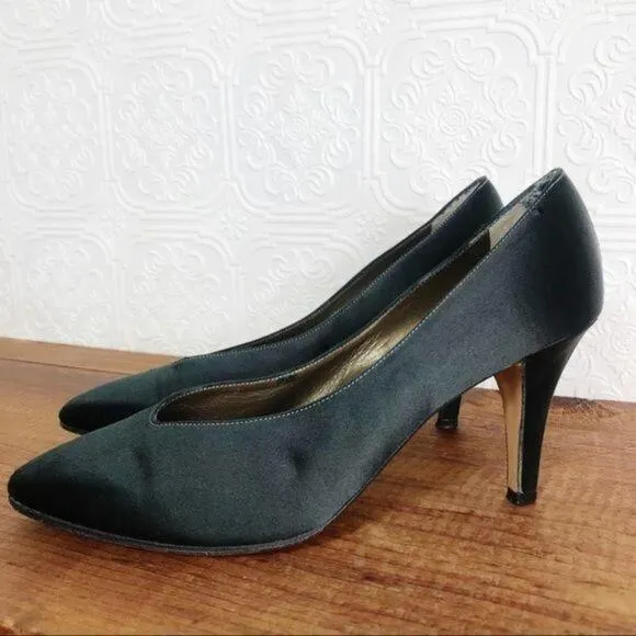 YVES SAINT LAURENT Satin Stiletto Pumps
