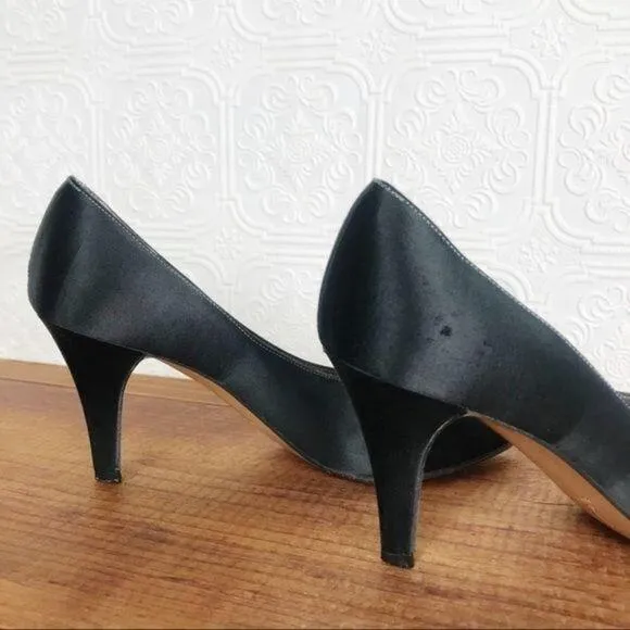 YVES SAINT LAURENT Satin Stiletto Pumps