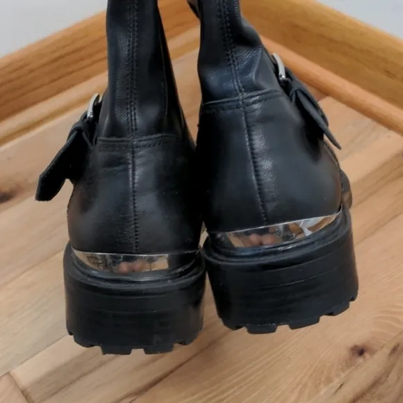 𝅺zara ankle biker boots