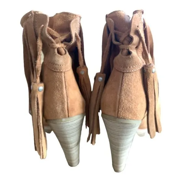 Zara Fringed booties with platform lug soles size 40
