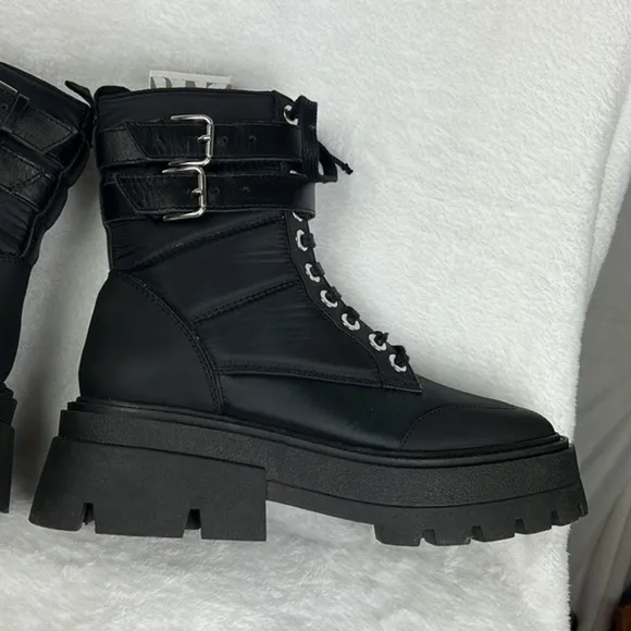 Zara Lace up Chunky Lug Sole Nylon Padded Low Heel Zip Ankle Black Buckle Boots