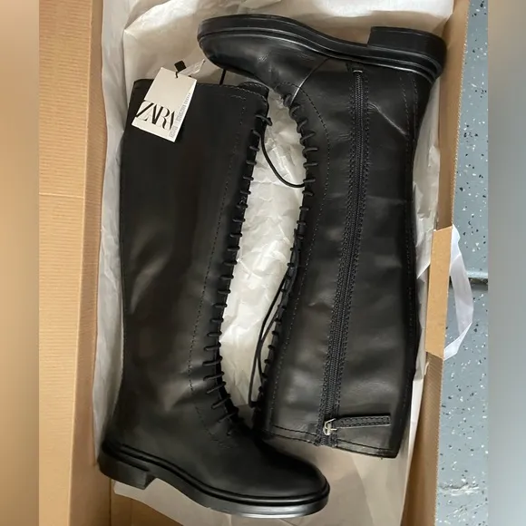 ZARA LEATHER LOW HEEL LACE UP BOOTS SIZE 5/6
