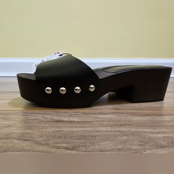ZARA LEATHER SANDALS LIMITED EDITION, US 8
