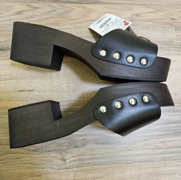 ZARA LEATHER SANDALS LIMITED EDITION, US 8