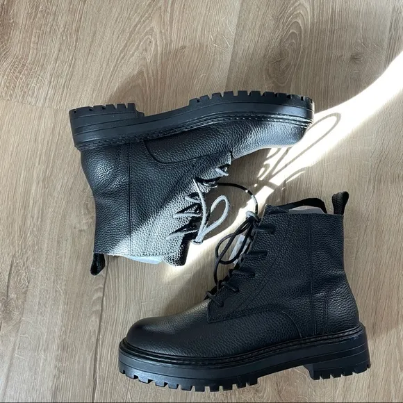 ZARA LOW HEEL LACED 100% LEATHER ANKLE BOOTS