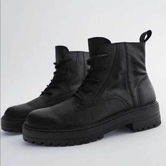 ZARA LOW HEEL LACED 100% LEATHER ANKLE BOOTS