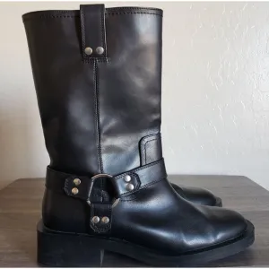 Zara Low Heel Pull-On Biker Boots Buckle Black Sz Women's 8 EU 39 Moto Edgy Goth
