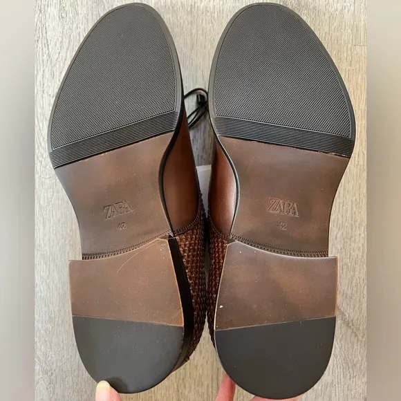 ZARA NWT Men’s Embossed Dress Shoes