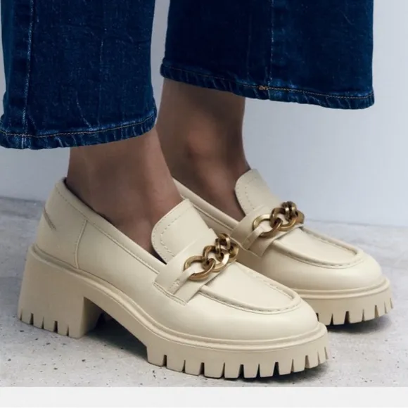 ZARA Off White Chunky Chain Accent AirFit Insole Lug Loafers US8