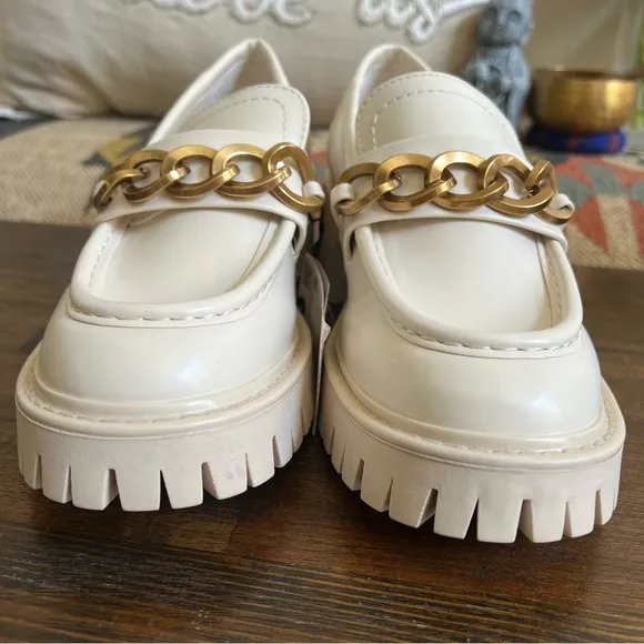 ZARA Off White Chunky Chain Accent AirFit Insole Lug Loafers US8