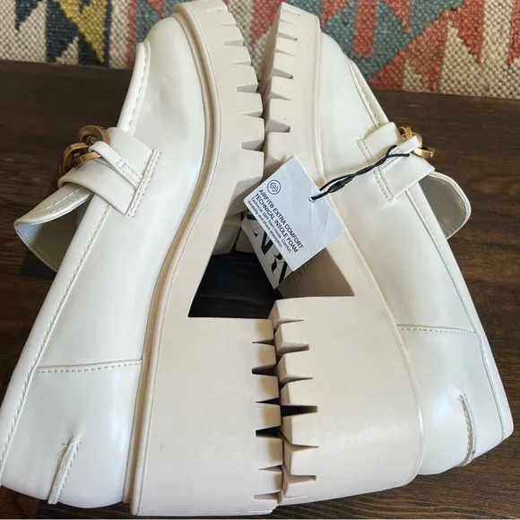 ZARA Off White Chunky Chain Accent AirFit Insole Lug Loafers US8