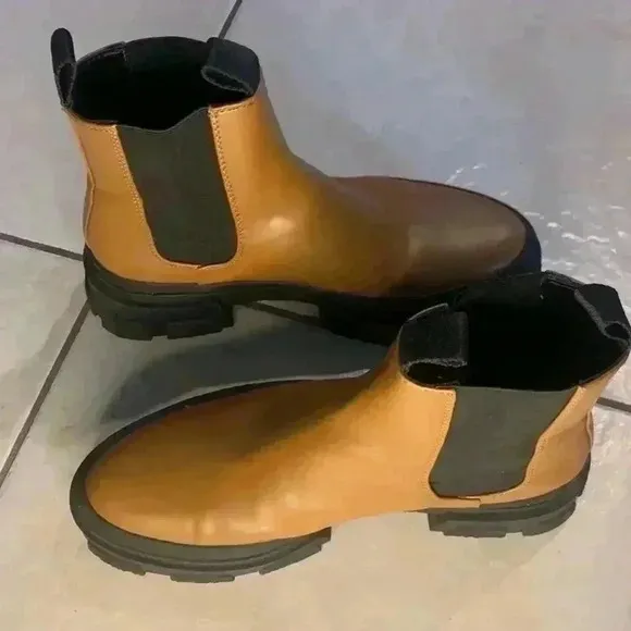 Zara Tan Black rubberized bottom boots size 39