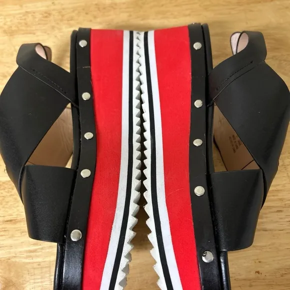Zara Woman Chic Black and Red Platform studded‎ Sandals Cross-Strap Design 6.5